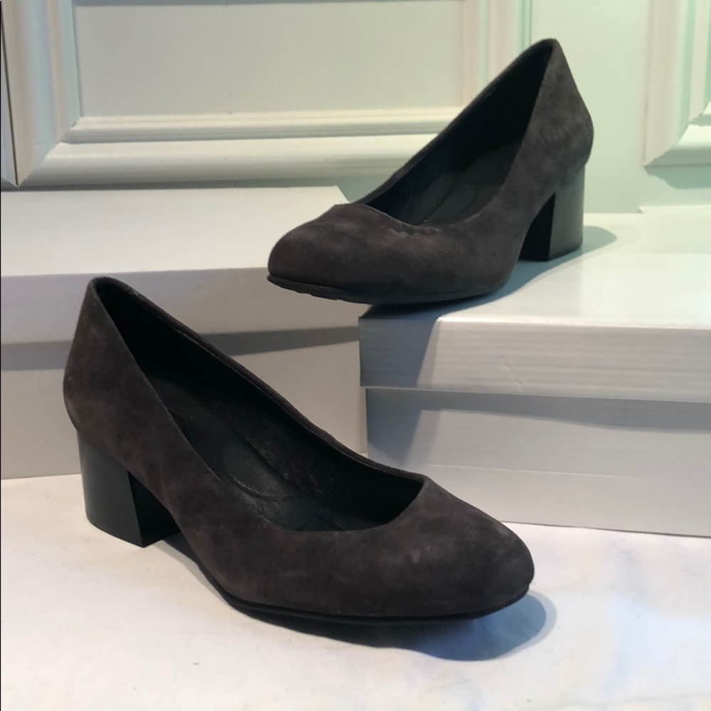 Mid size suede heels